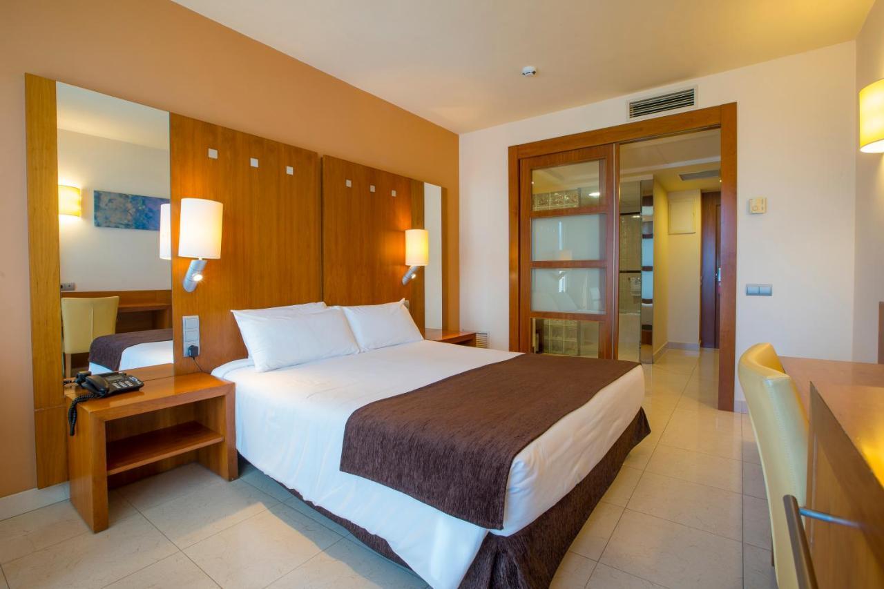 Hotel Miami Mar Sant Carlos de la Ràpita المظهر الخارجي الصورة